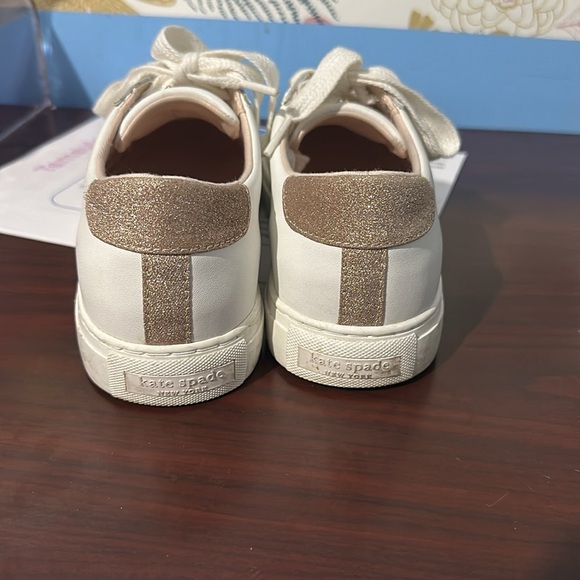 Kate spade shoes, worn a couple times. - Picture 3 of 5